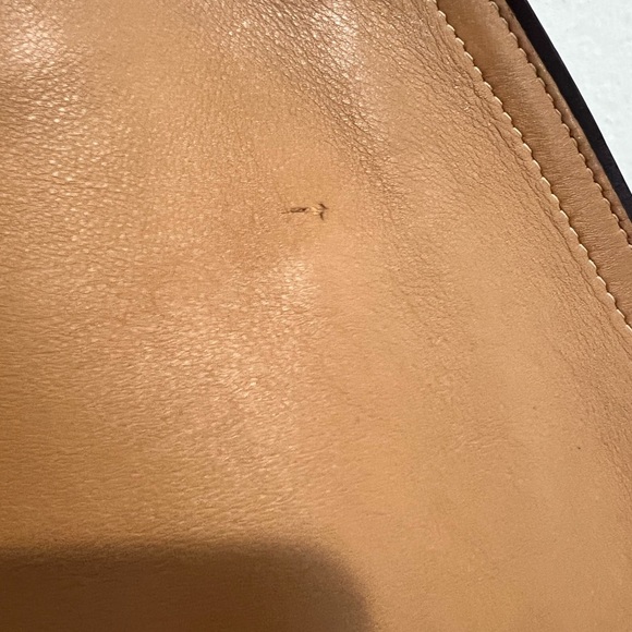 Coach Vintage Camel and Chocolate Brown Lined Shoulder Bag - Picture 8 of 15